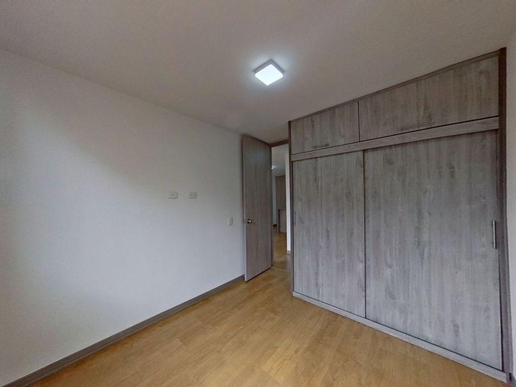 Apartamento de 3 alcobas en venta en Campo Alegre, Bogotá, 61 m² · foto 15 de 20