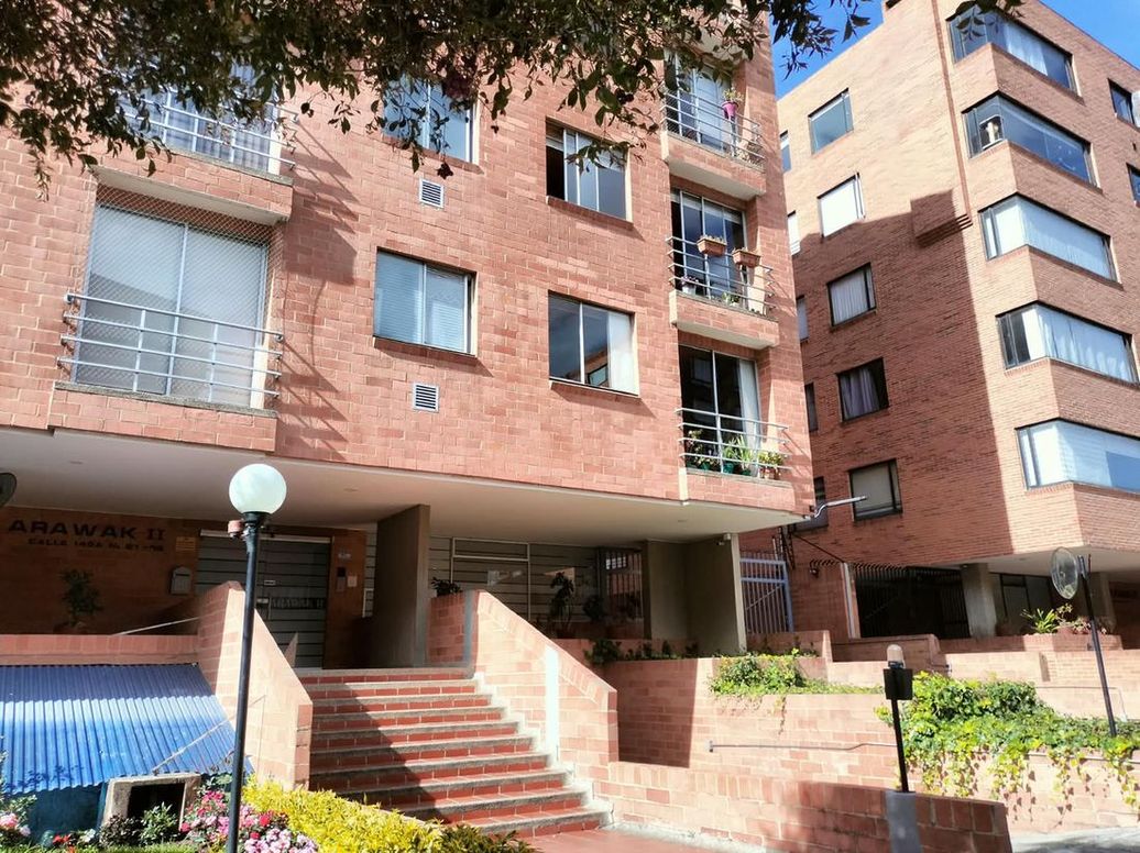 Apartamento de 1 alcoba en venta en Los Cedritos, Bogotá, 40 m² · foto 19 de 20