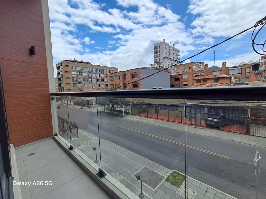 Apartaestudio en arriendo en San Patricio, Bogotá, 57 m² · foto 3 de 17