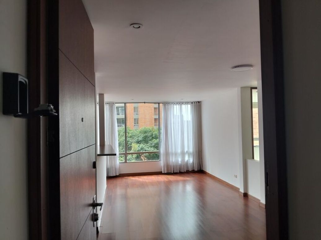Apartamento de 3 alcobas en arriendo en Samper, Bogotá, 72 m² · foto 4 de 20