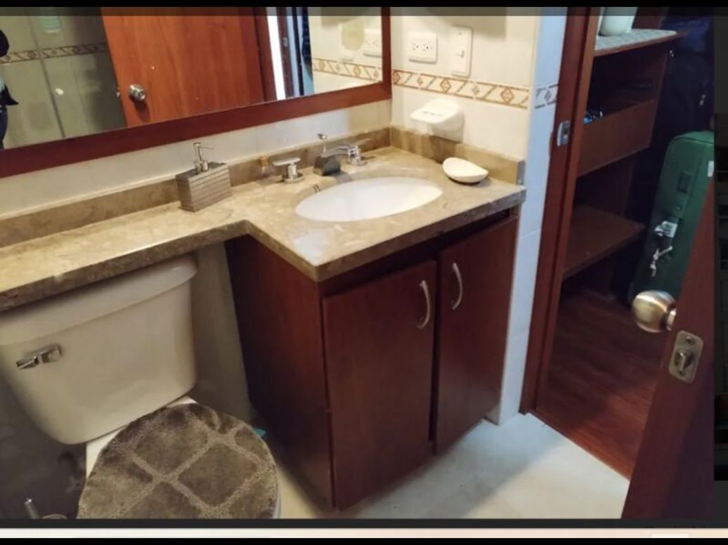 Apartamento de 4 alcobas en arriendo en Los Andes, Bogotá, 135 m² · foto 10 de 17