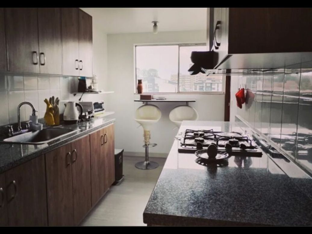 Apartamento de 4 alcobas en arriendo en Los Andes, Bogotá, 135 m² · foto 3 de 17