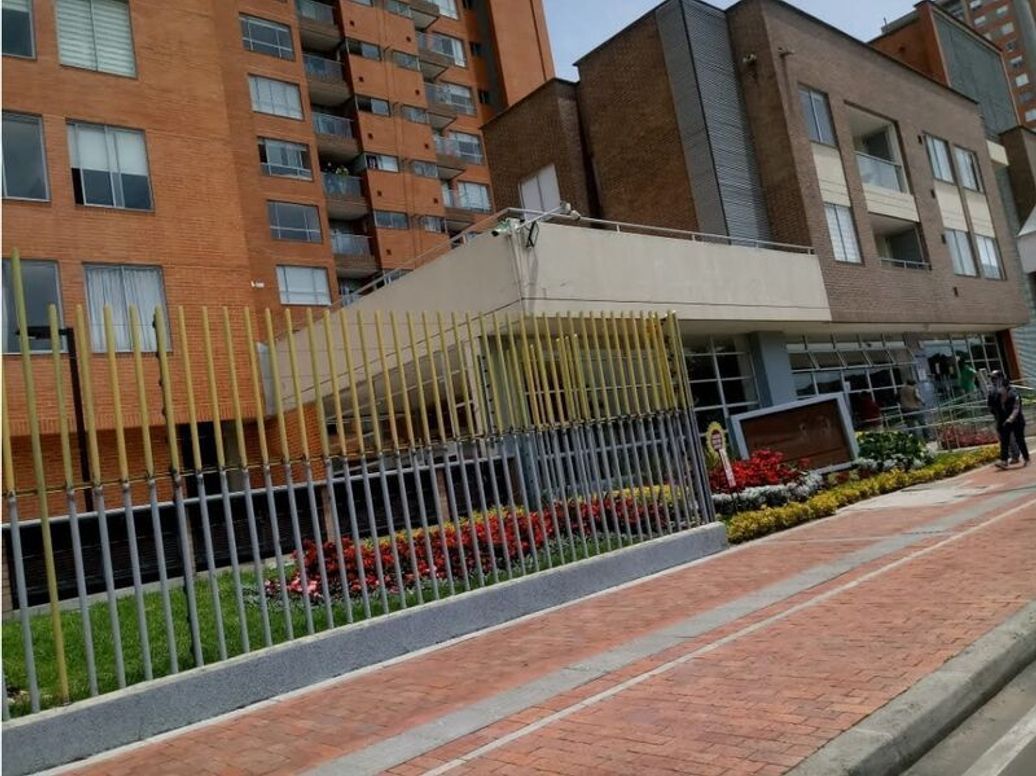 Apartamento de 3 alcobas en arriendo en San Antonio Nor - Occidental, Bogotá, 86 m² · foto 7 de 18