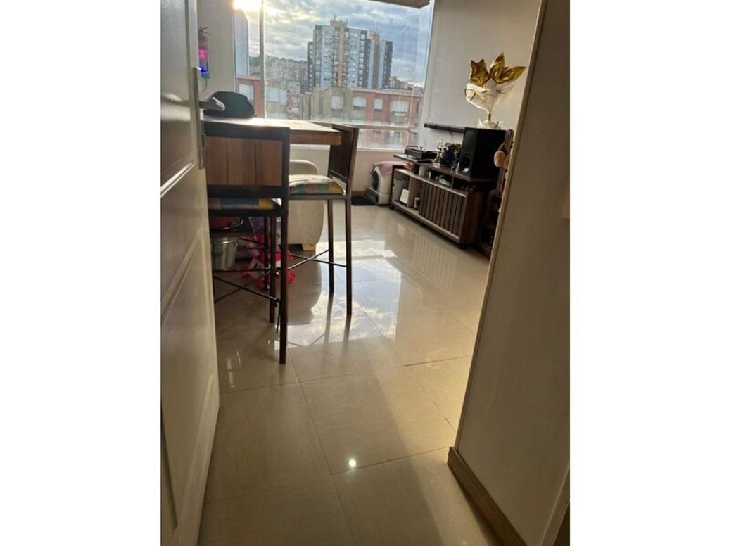 Apartamento de 3 alcobas en venta en Gilmar, Bogotá, 48 m² · foto 5 de 20