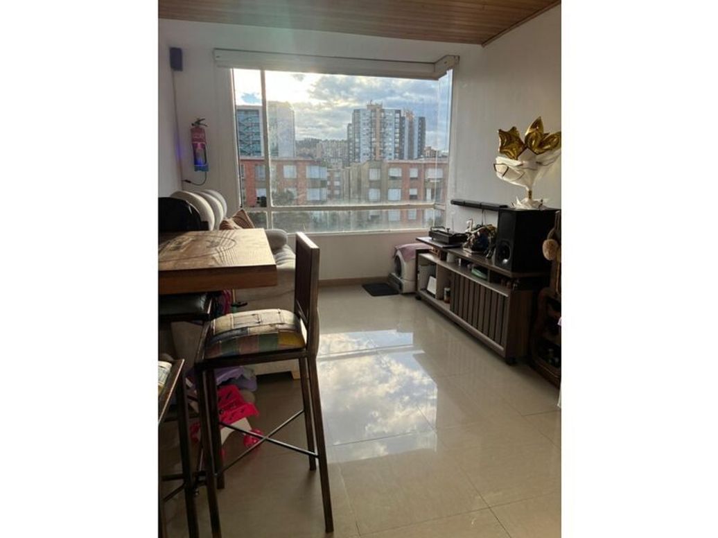 Apartamento de 3 alcobas en venta en Gilmar, Bogotá, 48 m² · foto 4 de 20