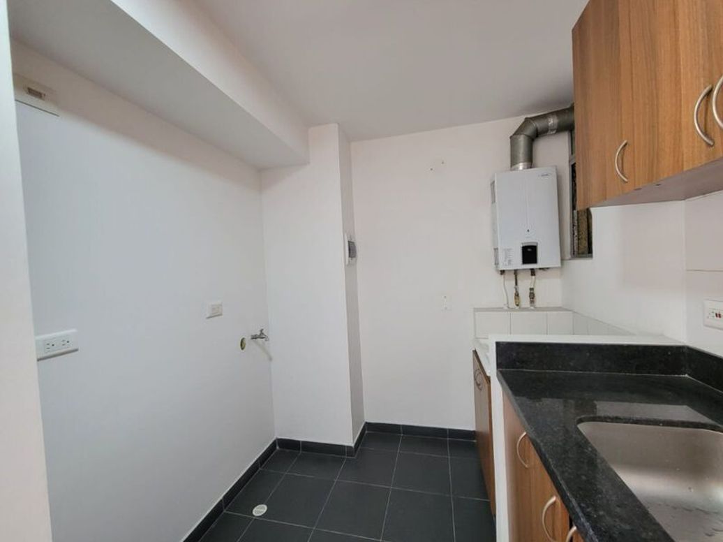 Apartamento de 3 alcobas en venta en Atlanta, Bogotá, 68 m² · foto 4 de 20