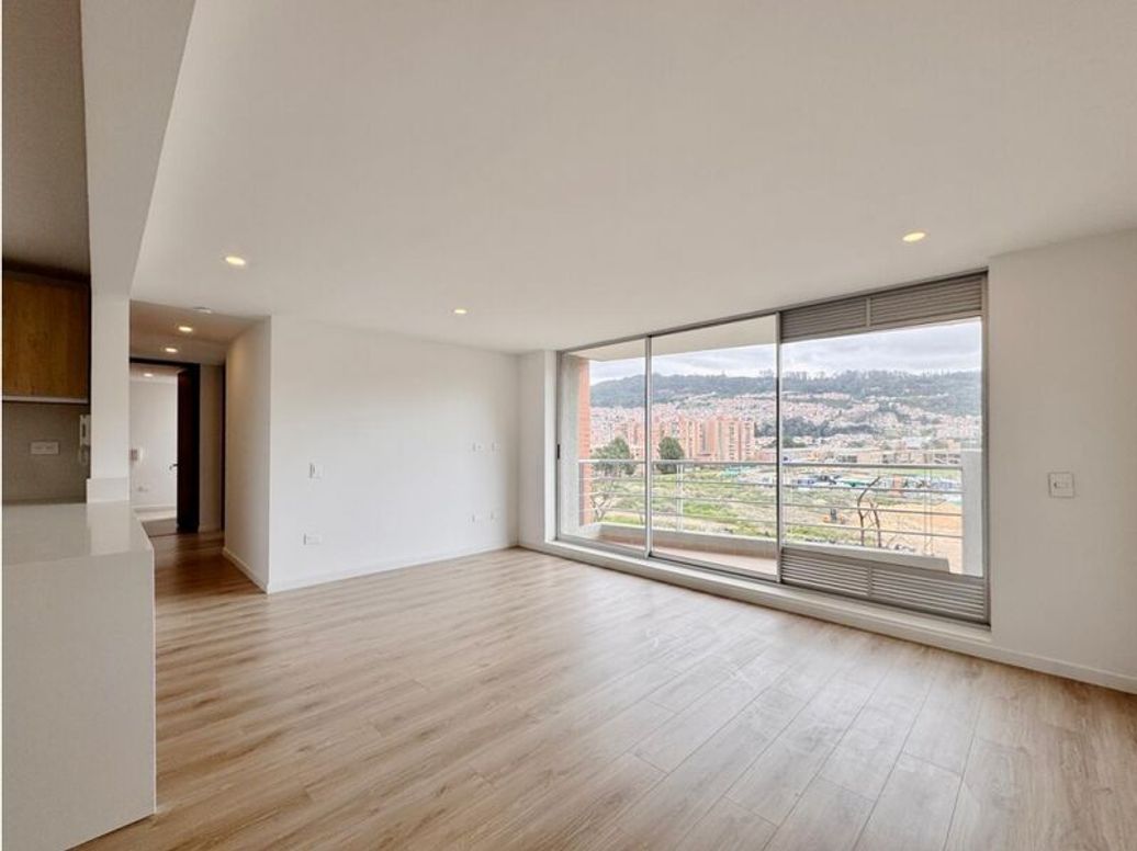Apartamento de 3 alcobas en venta en San Antonio Nor - Occidental, Bogotá, 96 m² · foto 2 de 20