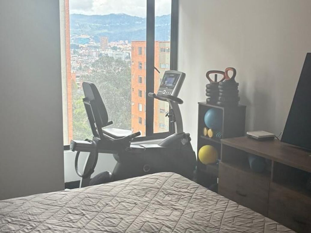 Apartamento de 3 alcobas en venta en Ub. Cordoba Niza, Bogotá, 130 m² · foto 9 de 13
