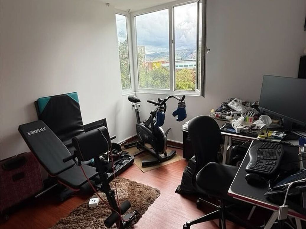 Apartamento de 4 alcobas en venta en Mazurén, Bogotá, 106 m² · foto 13 de 18