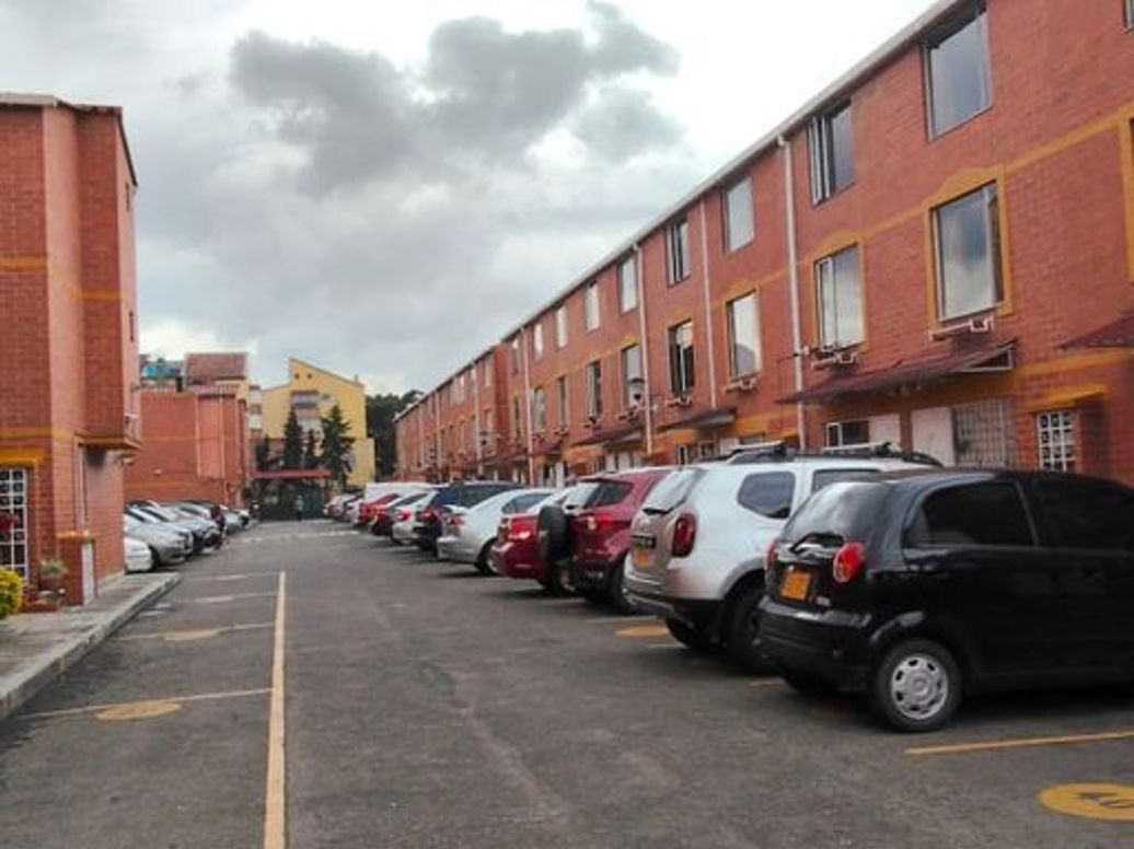 Casa de 4 alcobas en venta en Ub. Renania, Bogotá, 71 m² · foto 19 de 20