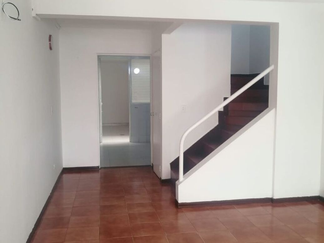 Casa de 4 alcobas en venta en Americas Occidental Et. Iii, Bogotá, 167 m² · foto 2 de 11