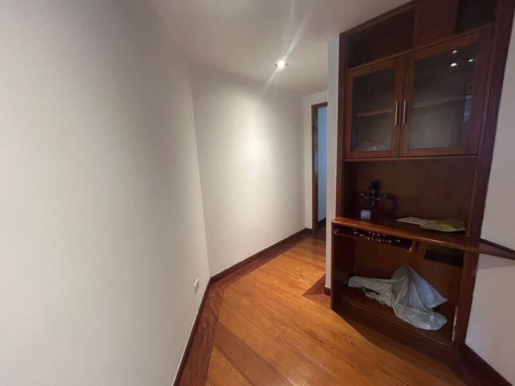 Apartamento de 2 alcobas en venta en San Patricio, Bogotá, 85 m² · foto 6 de 10