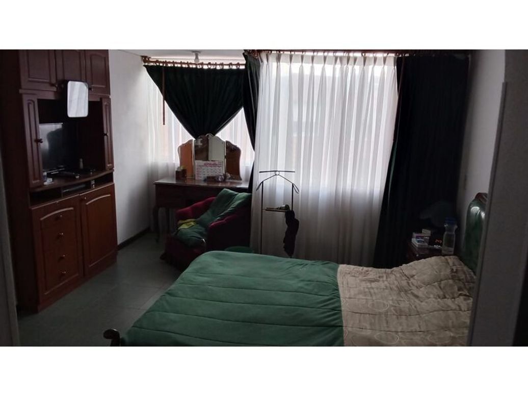 Apartamento de 3 alcobas en venta en Polo Club, Bogotá, 102 m² · foto 6 de 18