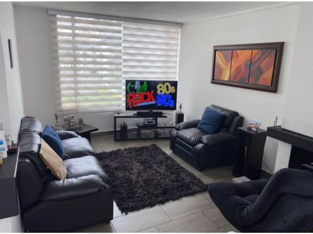 Casa de 4 alcobas en venta en Santa Rosa, Bogotá, 140 m² · foto 2 de 7