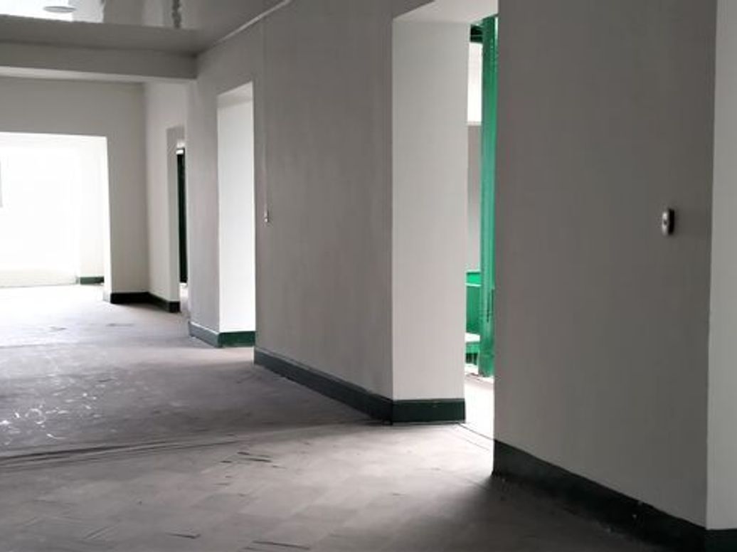 Casa de 9 alcobas en venta en Centro Administrativo, Bogotá, 935 m² · foto 10 de 17