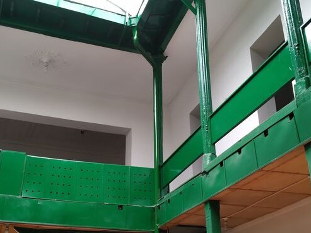 Casa de 9 alcobas en venta en Centro Administrativo, Bogotá, 935 m² · foto 12 de 17