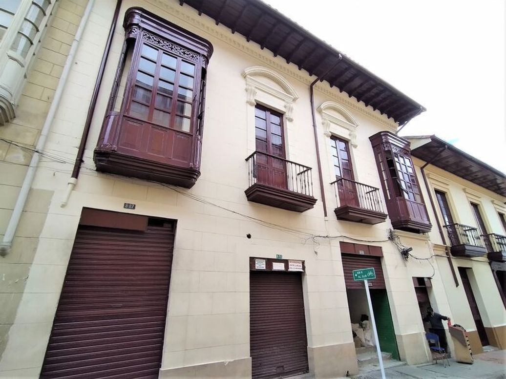 Casa de 9 alcobas en venta en Centro Administrativo, Bogotá, 935 m² · foto 15 de 17