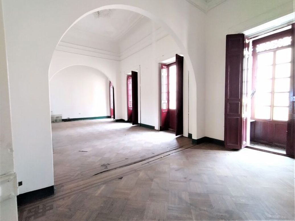 Casa de 9 alcobas en venta en Centro Administrativo, Bogotá, 935 m² · foto 2 de 17