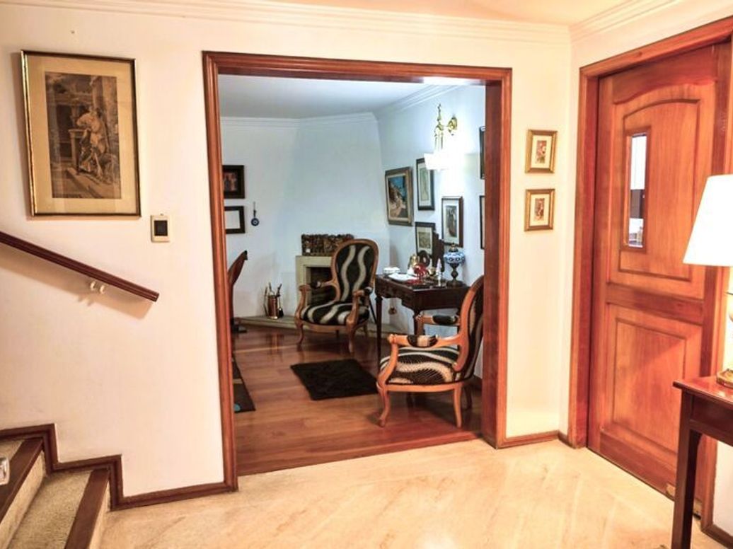 Casa de 3 alcobas en venta en San Patricio, Bogotá, 145 m² · foto 2 de 20