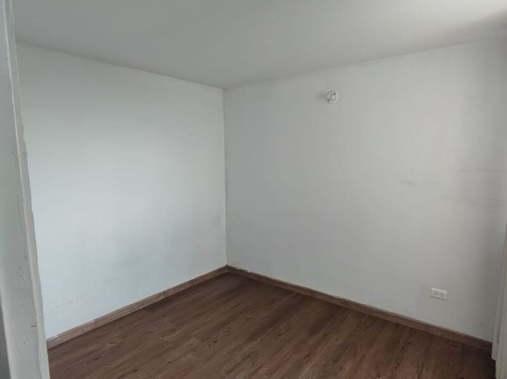 Apartamento de 2 alcobas en venta en Marco Fidel Suarez, Bogotá, 47 m² · foto 7 de 7
