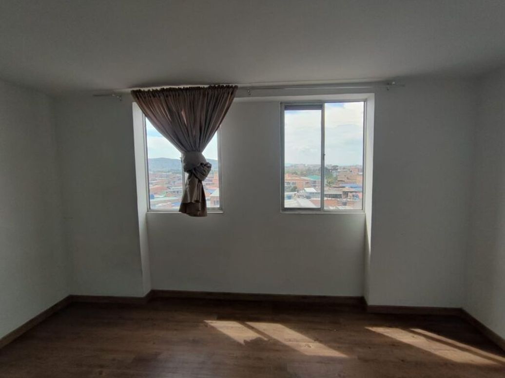 Apartamento de 2 alcobas en venta en Marco Fidel Suarez, Bogotá, 47 m² · foto 5 de 7