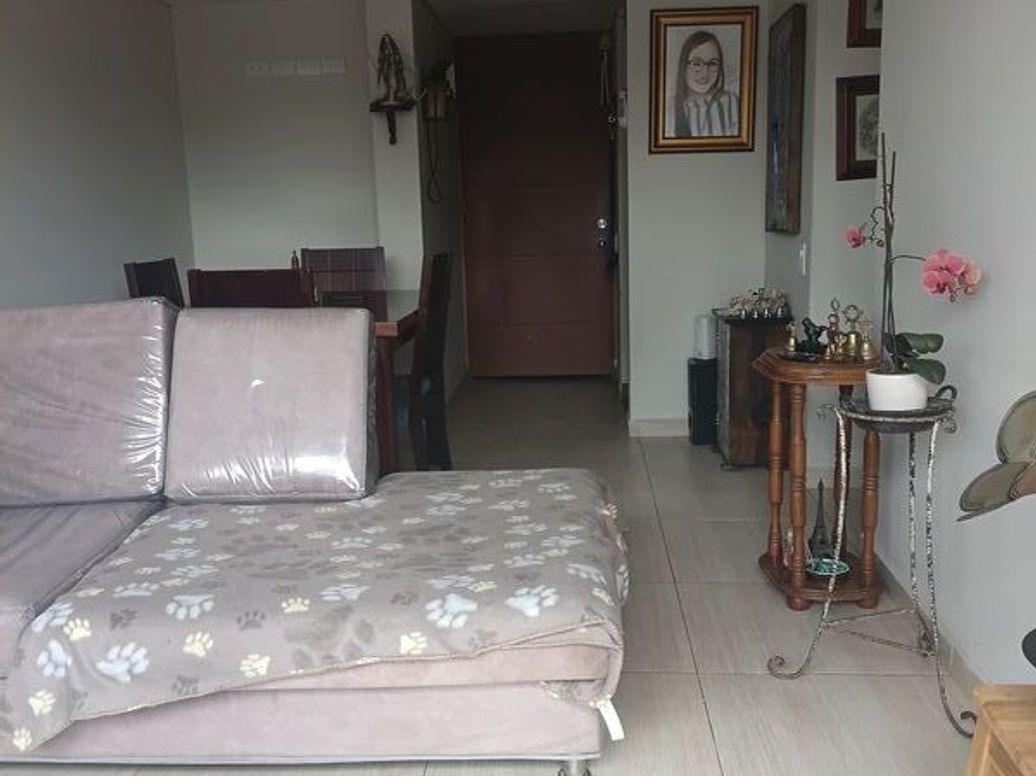 Apartamento de 3 alcobas en venta en Granada Norte, Bogotá, 63 m² · foto 8 de 20