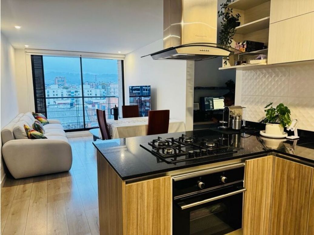 Apartamento de 2 alcobas en venta en Acacias Usaquen, Bogotá, 77 m² · foto 2 de 20