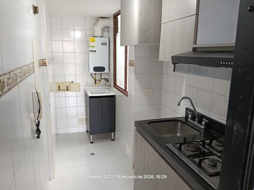 Apartamento de 3 alcobas en venta en Andes Norte, Bogotá, 66 m² · foto 14 de 18