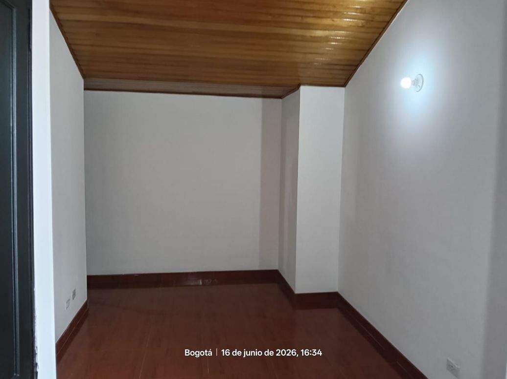 Apartamento de 3 alcobas en venta en Andes Norte, Bogotá, 66 m² · foto 2 de 18