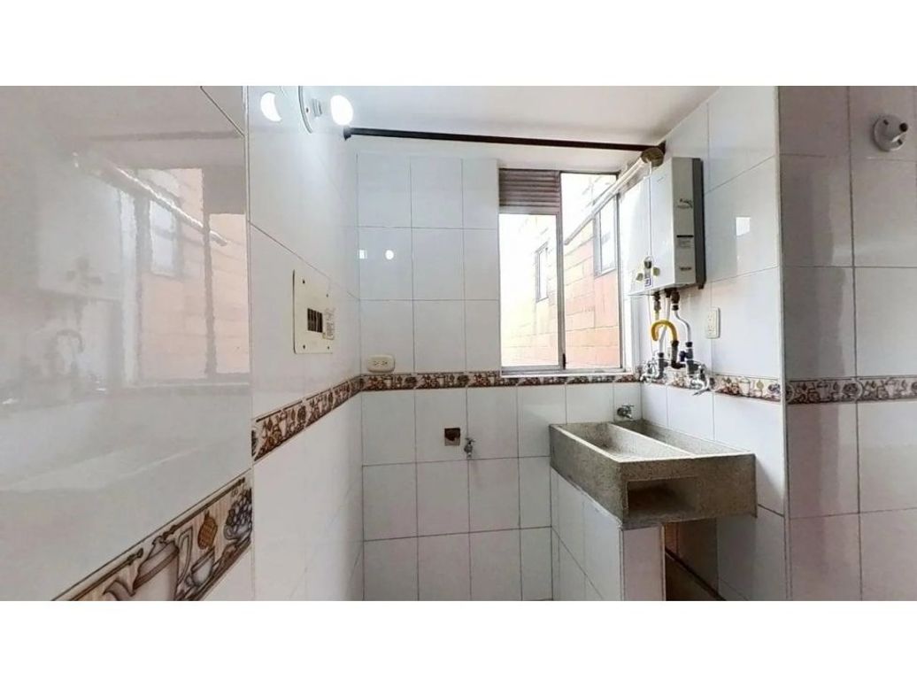 Apartamento de 3 alcobas en venta en Usaquén, Bogotá, 46 m² · foto 5 de 10