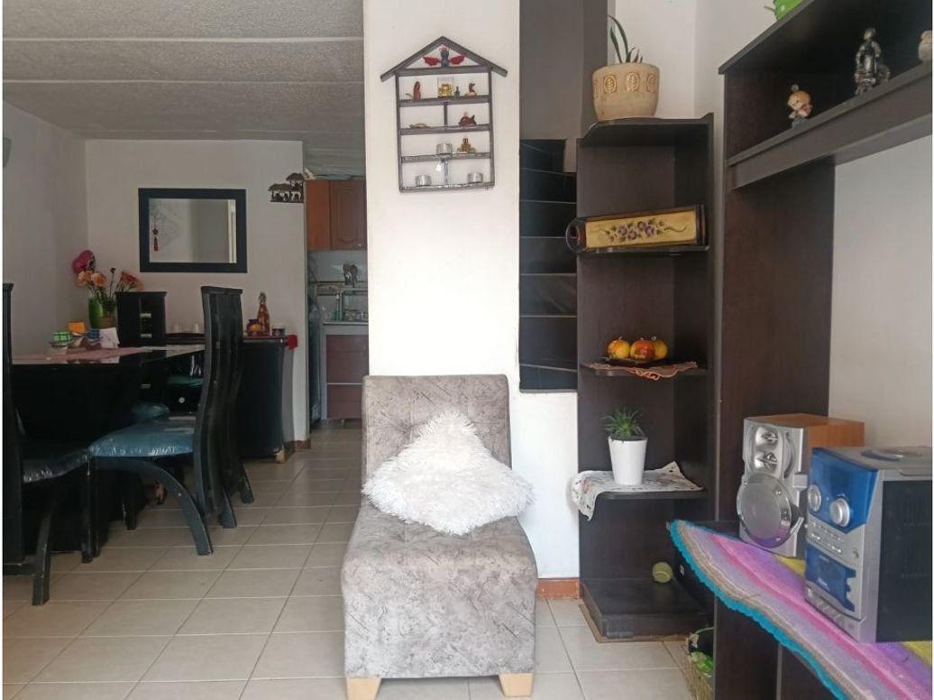 Casa de 4 alcobas en venta en Alameda, Bogotá, 79 m² · foto 6 de 20