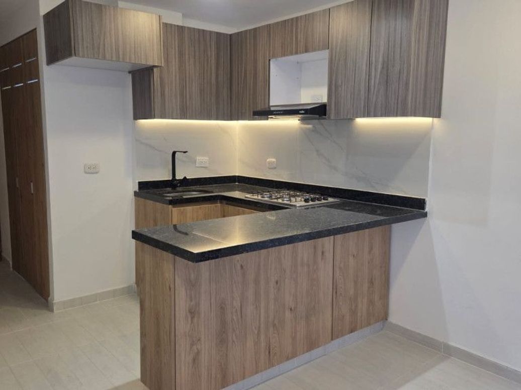 Apartamento de 2 alcobas en venta en A.S.D., Bogotá, 38 m² · foto 2 de 12