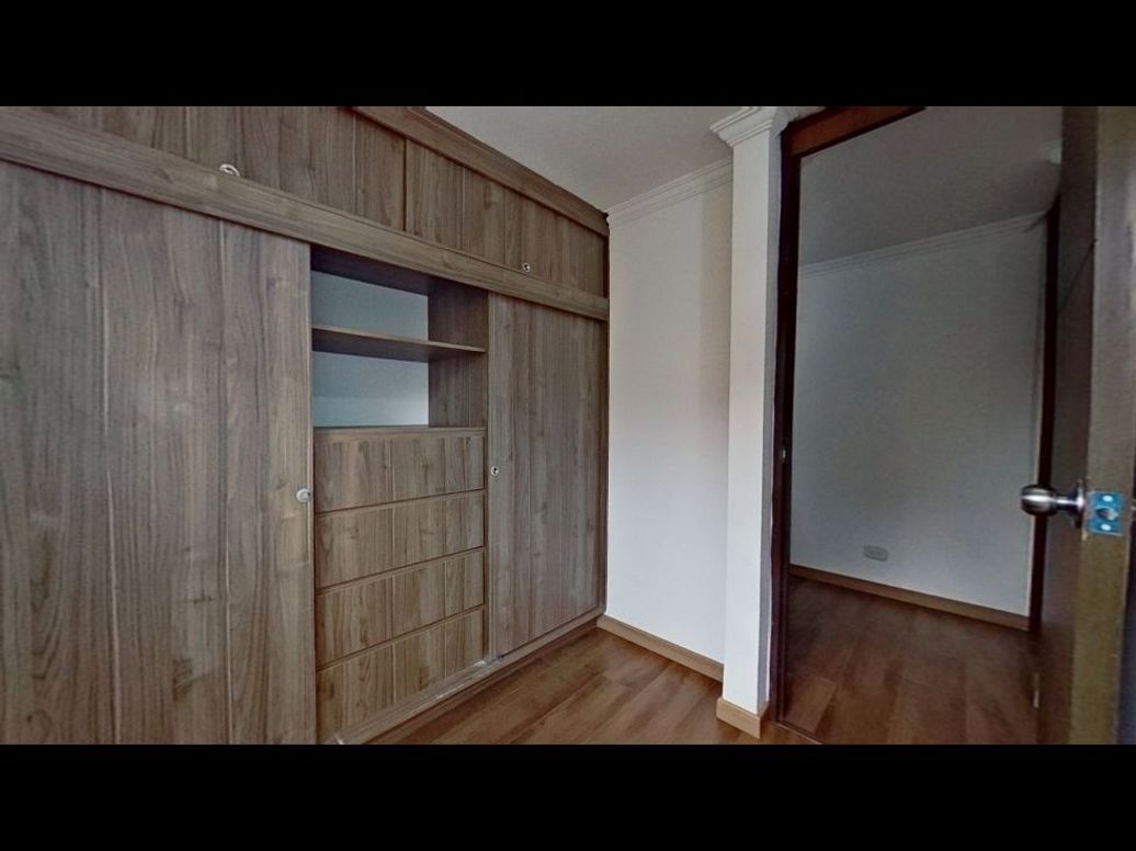 Apartamento de 3 alcobas en venta en San Antonio, Bogotá, 48 m² · foto 14 de 19