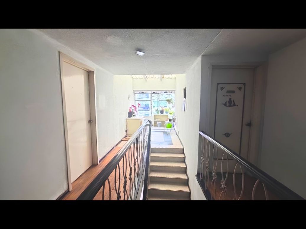 Casa de 6 alcobas en venta en La Castellana, Bogotá, 600 m² · foto 10 de 20