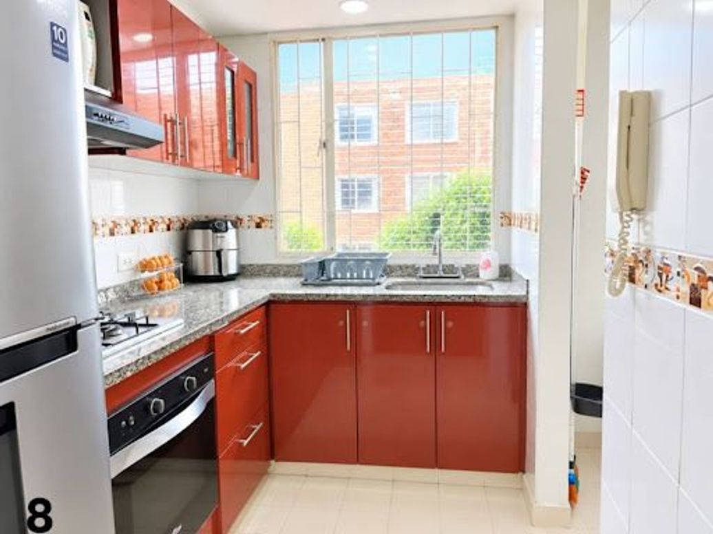 Apartamento de 3 alcobas en venta en El Pinar, Bogotá, 74 m² · foto 8 de 20