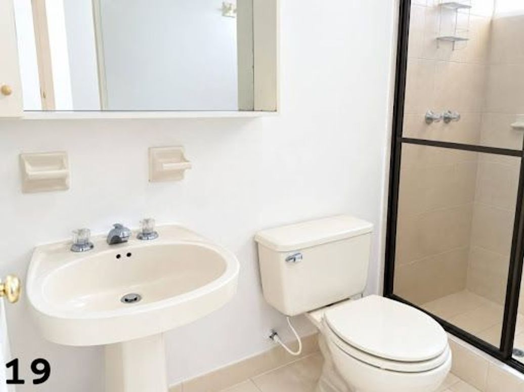 Apartamento de 3 alcobas en venta en El Pinar, Bogotá, 74 m² · foto 19 de 20