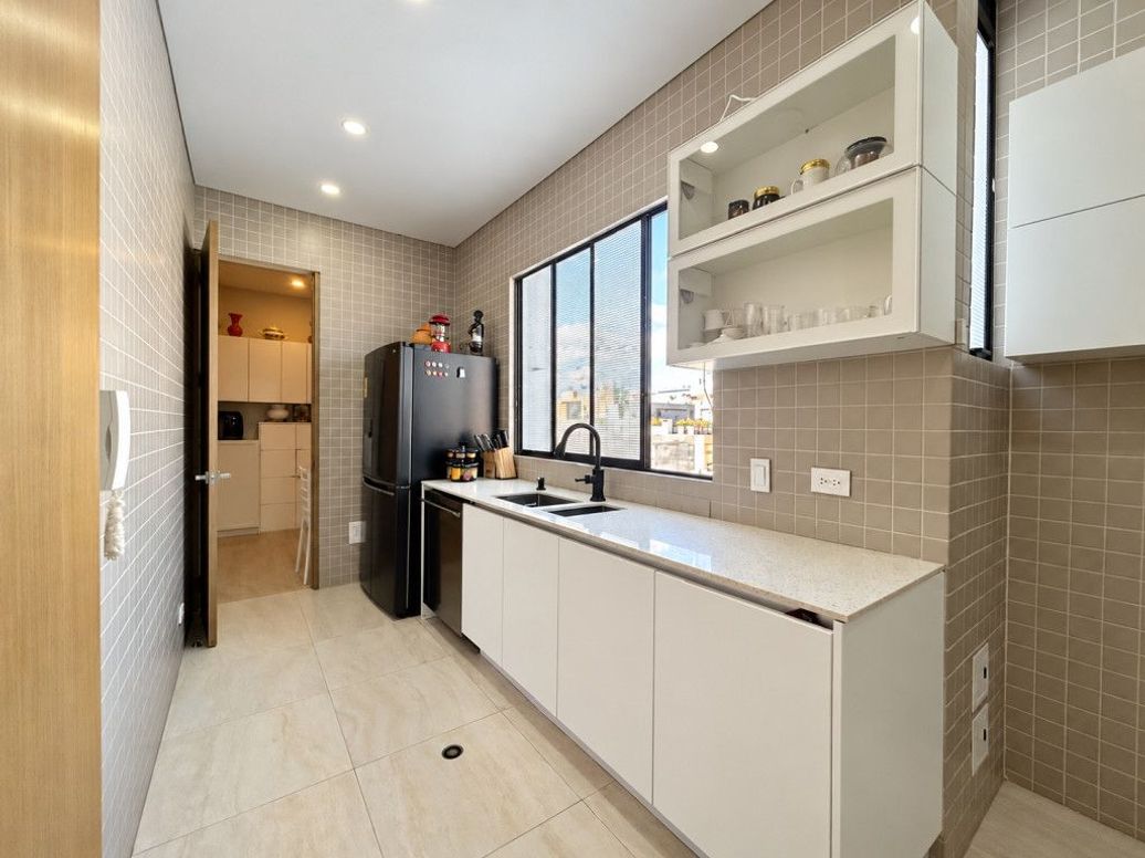Apartamento de 3 alcobas en arriendo en Bellavista, Bogotá, 187 m² · foto 8 de 20