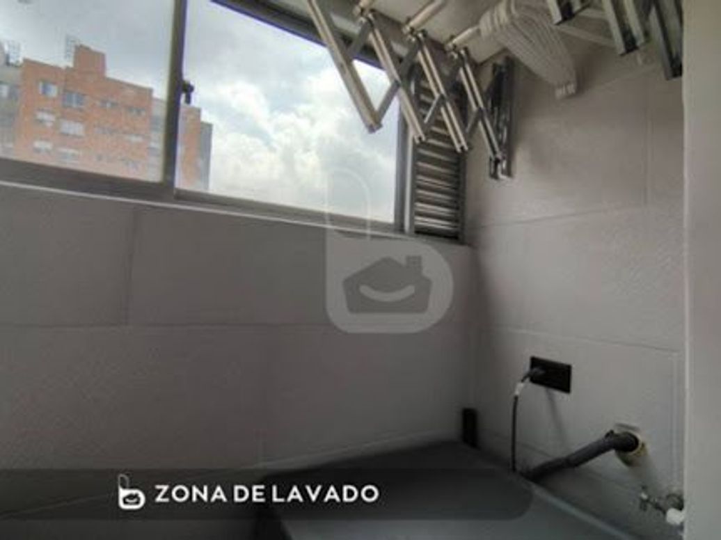 Apartamento de 2 alcobas en venta en Castilla, Bogotá, 39 m² · foto 5 de 16
