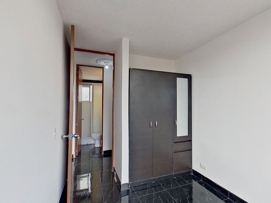 Apartamento de 3 alcobas en venta en Engativa Centro, Bogotá, 50 m² · foto 6 de 11
