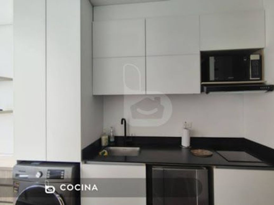 Apartamento de 1 alcoba en venta en Chico, Bogotá, 21 m² · foto 2 de 17