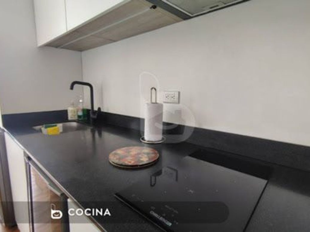 Apartamento de 1 alcoba en venta en Chico, Bogotá, 21 m² · foto 3 de 17