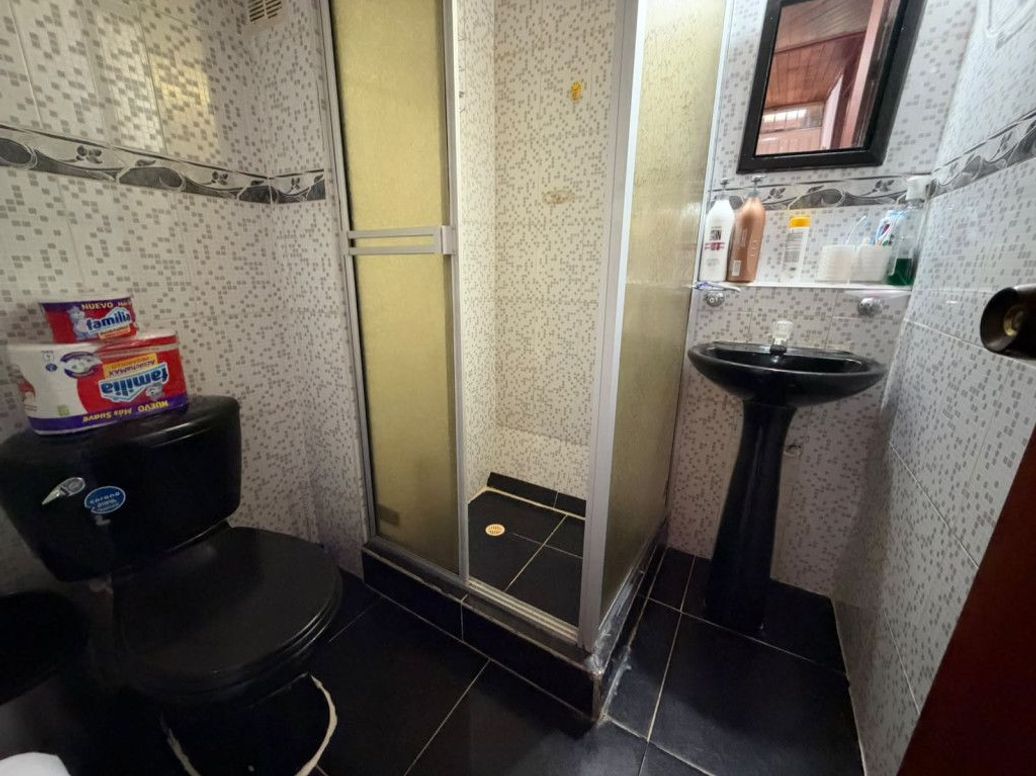 Apartamento de 3 alcobas en venta en Cerros De Oriente, Bogotá, 44 m² · foto 3 de 8