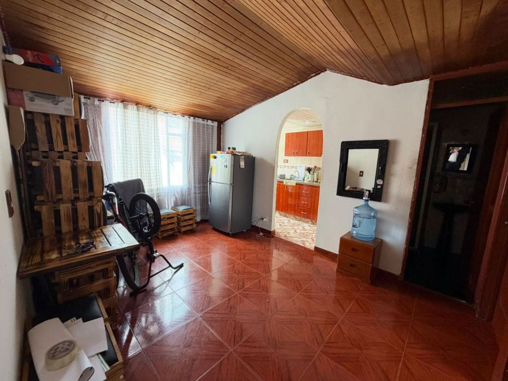 Apartamento de 3 alcobas en venta en Cerros De Oriente, Bogotá, 44 m² · foto 5 de 8