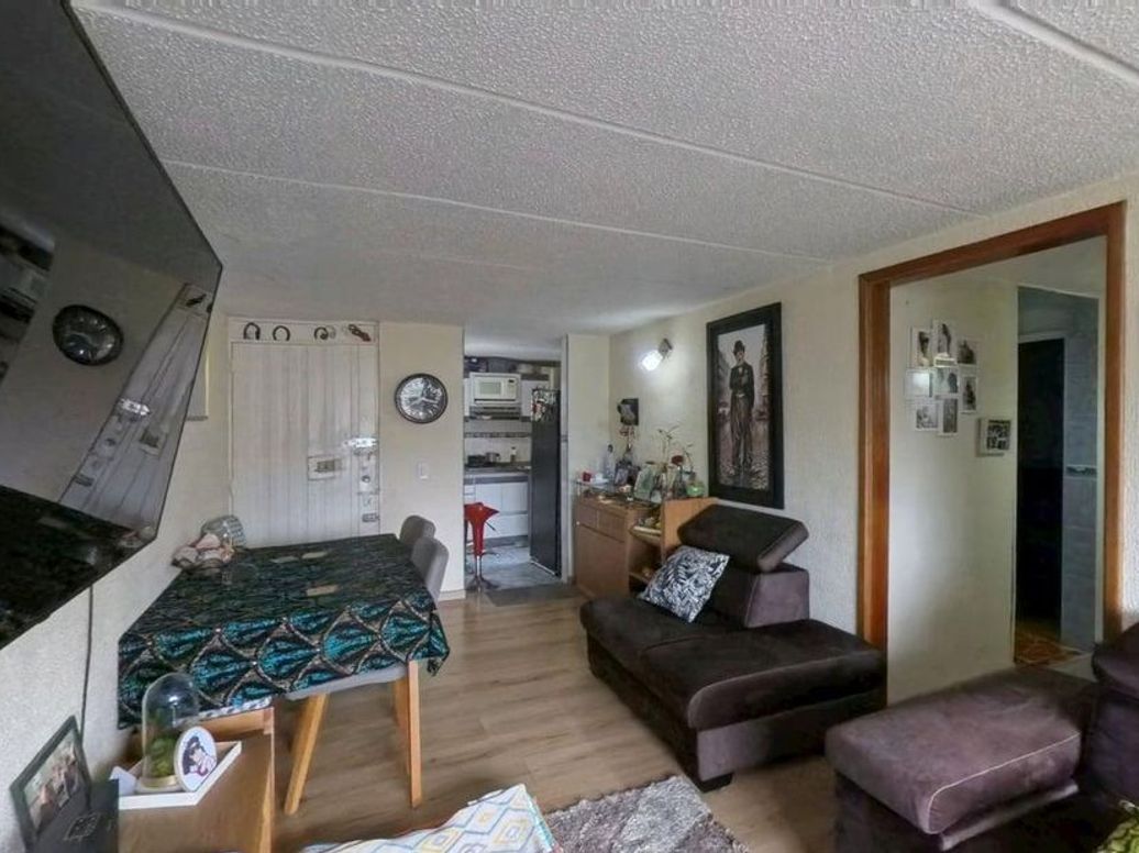 Apartamento de 3 alcobas en venta en Santa Barbara, Bogotá, 60 m² · foto 3 de 20