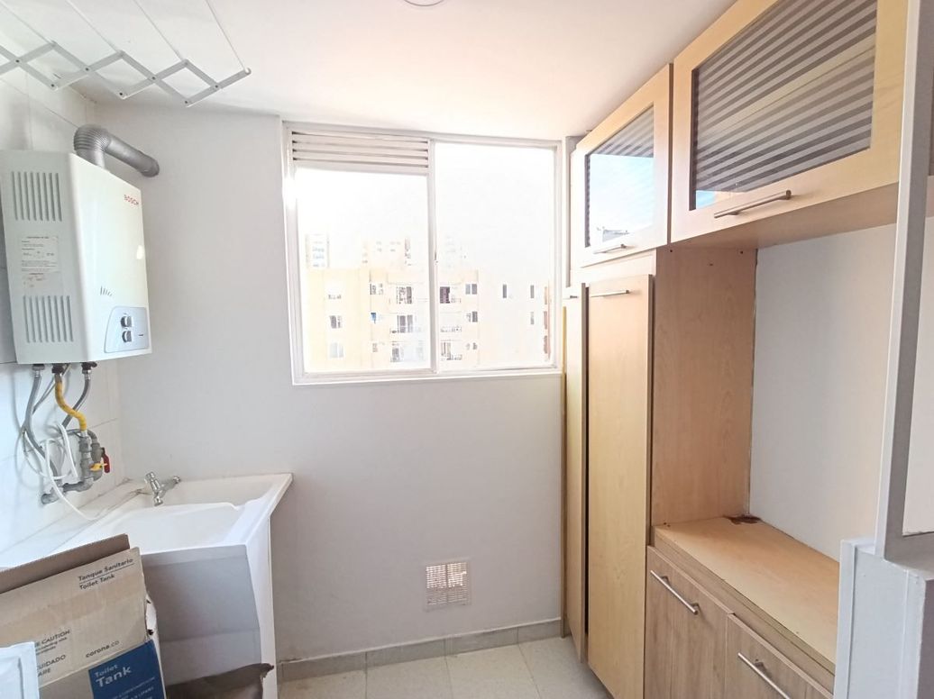 Apartamento de 3 alcobas en arriendo en Mazurén, Bogotá, 80 m² · foto 4 de 20