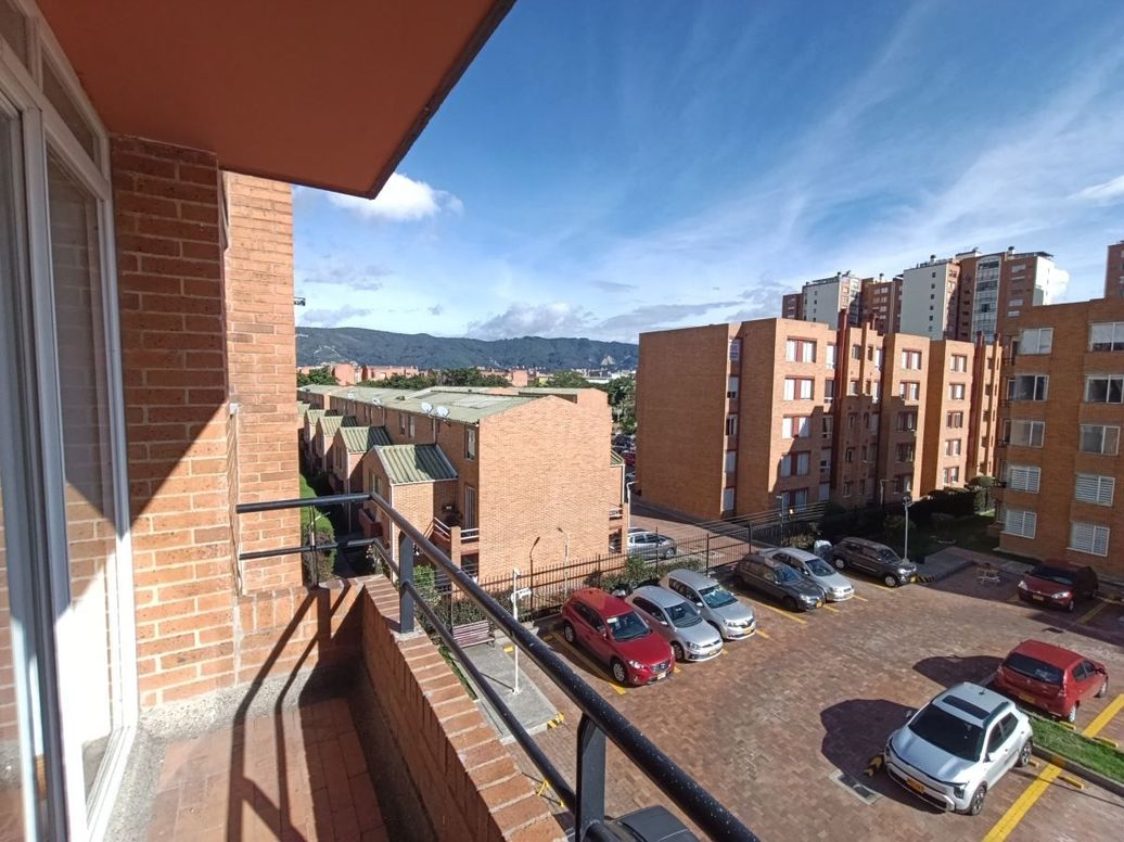 Apartamento de 3 alcobas en arriendo en Mazurén, Bogotá, 80 m² · foto 16 de 20
