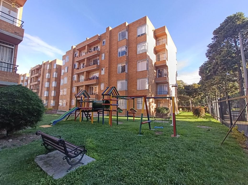 Apartamento de 3 alcobas en arriendo en Mazurén, Bogotá, 80 m² · foto 18 de 20