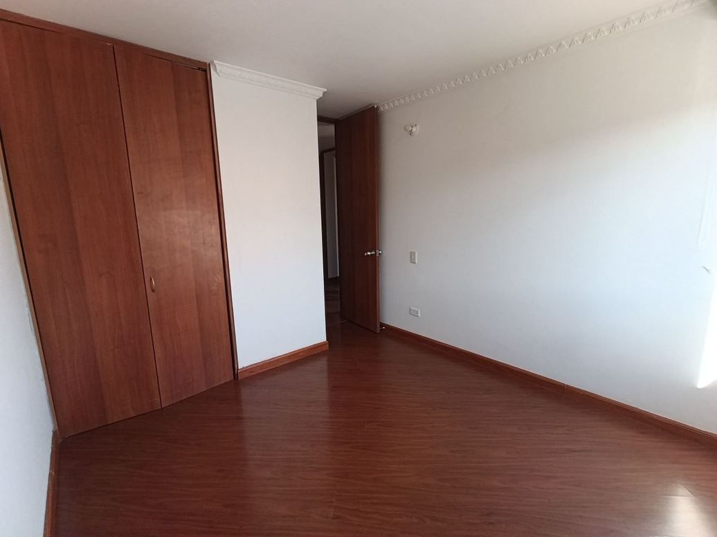 Apartamento de 3 alcobas en arriendo en Mazurén, Bogotá, 80 m² · foto 14 de 20