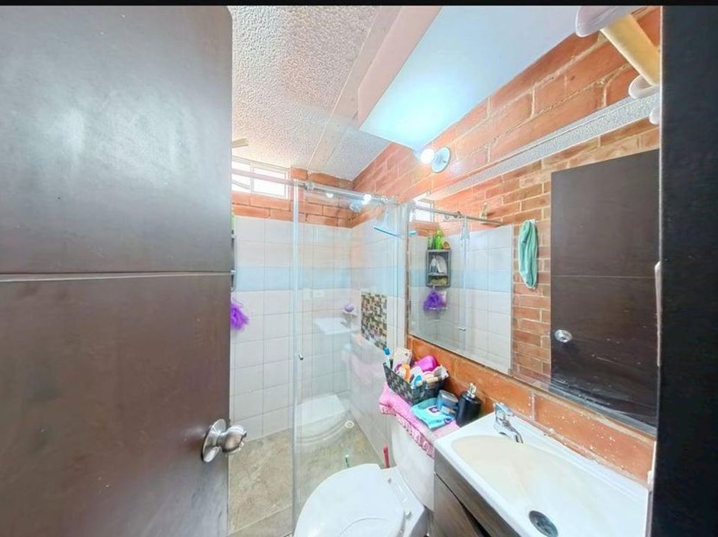 Apartamento de 3 alcobas en venta en Quinta Ramos, Bogotá, 55 m² · foto 14 de 20