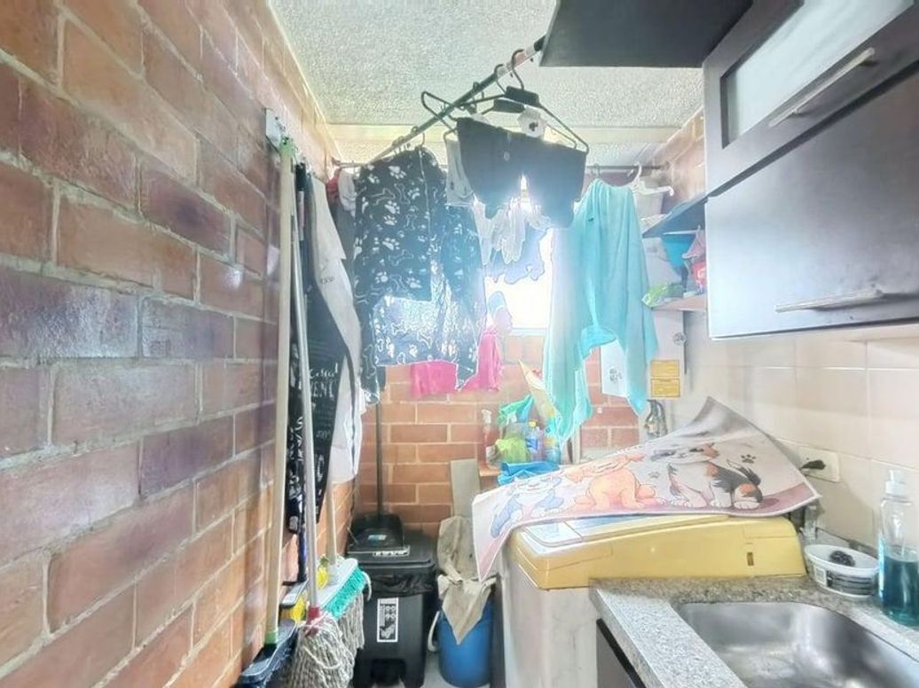 Apartamento de 3 alcobas en venta en Quinta Ramos, Bogotá, 55 m² · foto 12 de 20
